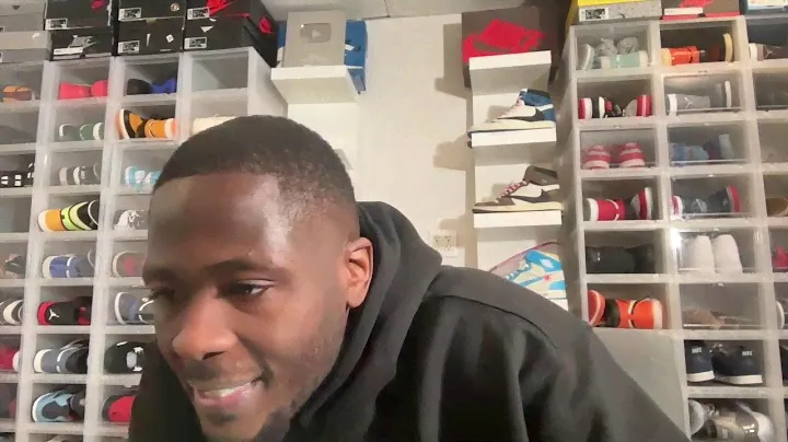 SNEAKER GIVEAWAY NOW! AIR JORDAN 11 LEGEND BLUE AND TRAVIS SCOTT JUMPMAN JACK!!